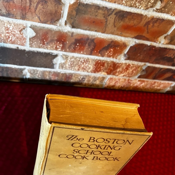 Antique 1930 The Boston Cooking School Cook Book by Fannie Merritt Farmer - Picture 2 of 9